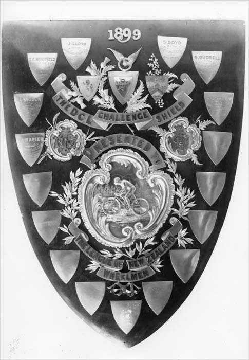 League of Wheelmen shield
