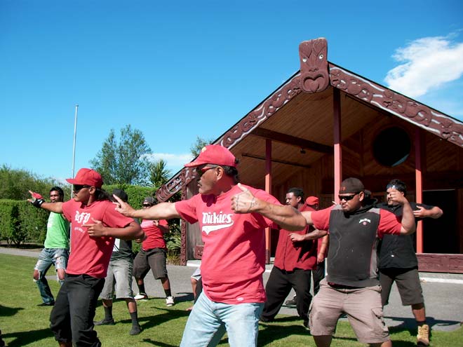 T'ai chi at Te Aranga marae, 2007
