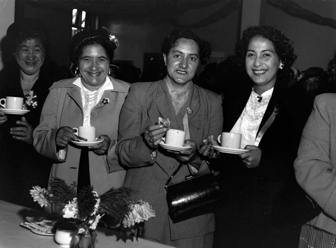 Tea break, 1955