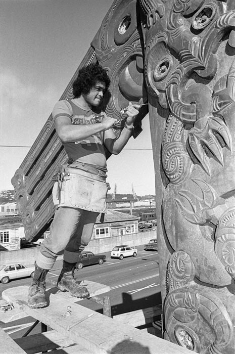 Building urban marae, 1980