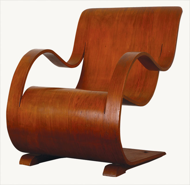 Curvesse chair