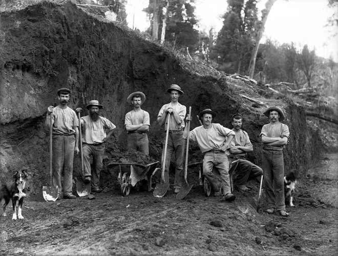 Labourers' clothes, 1903