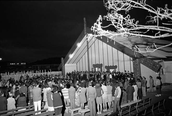 Dawn ceremony, opening of Pipitea marae, 1980