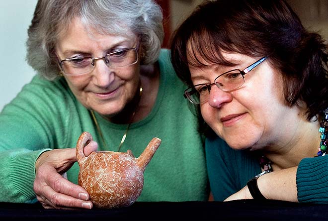 Bronze Age baby feeder, 2011