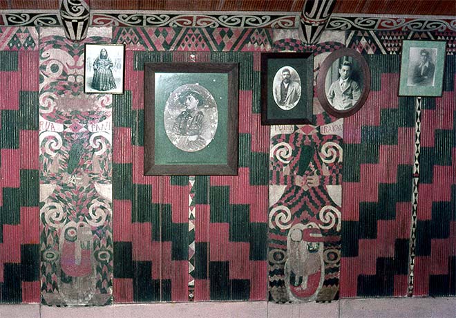 Te Poho-o-Hinekura meeting house, Te Kūhā marae, 1970