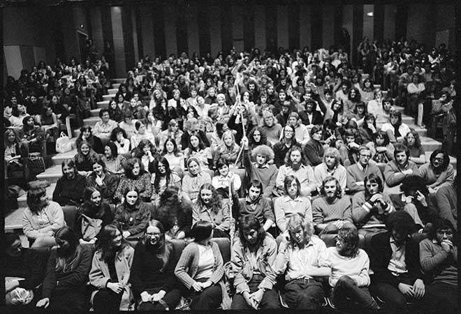 Segregated audience at a screening of <em>Ulysses</em>