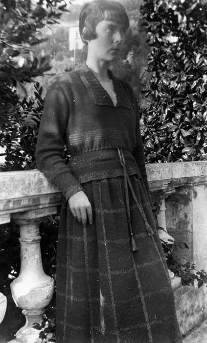 Katherine Mansfield at Villa Isola Bella, Menton, 1920