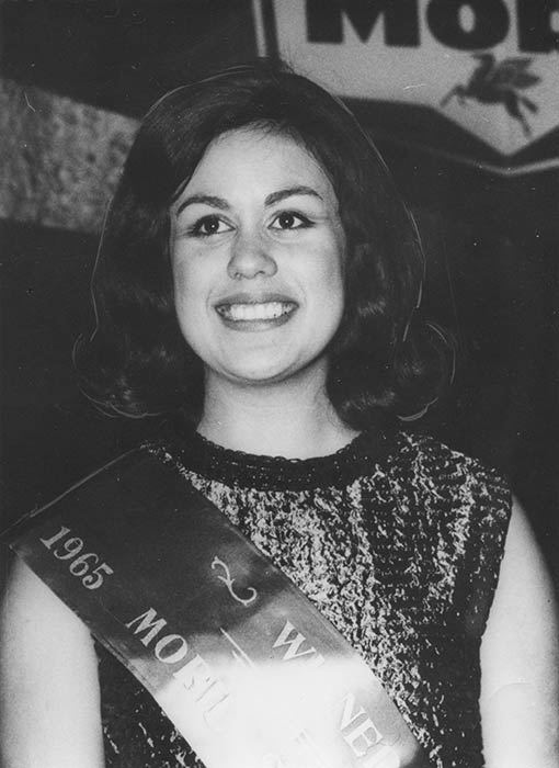 Kiri Te Kanawa: Mobil Song Quest winner