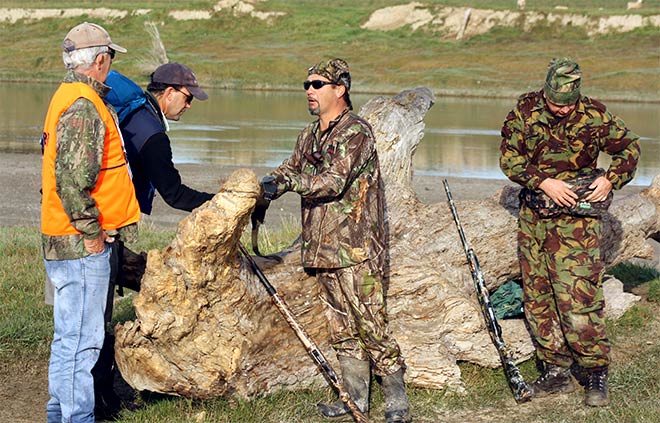 Policing the hunt