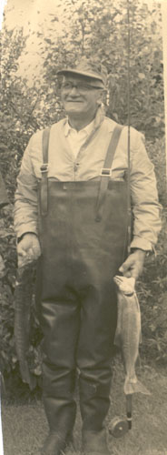 Sholto Kairākau Black