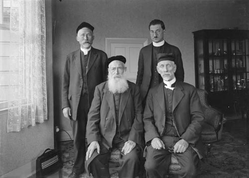Jewish religious leaders
