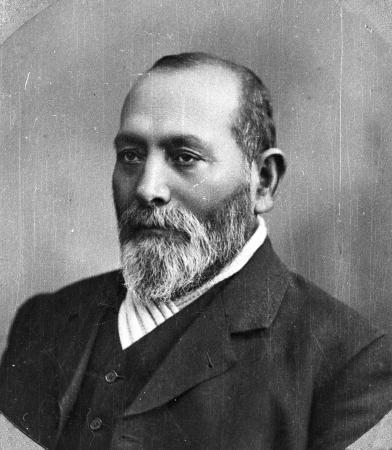 Wiremu Pere, photographed between 1884 and 1887