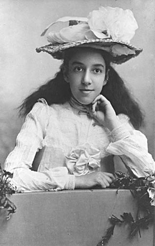 Dorothy Michaelis Theomin
