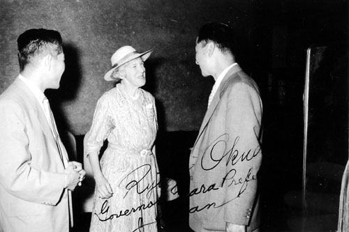 Cora Hilda Blanche Wilding with Ryozo Okudo, Governor of Nara Prefecture, Japan (right)