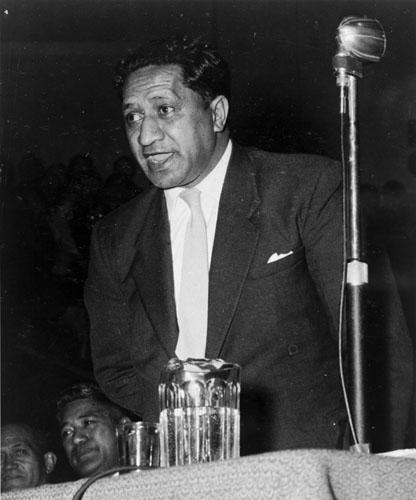 Maharaia Winiata addresses an audience