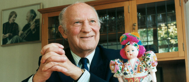 Louis Somogyváry , who escaped from Hungary in 1956