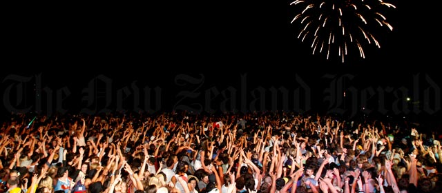 New Year's Eve fireworks, Mt Maunganui, 2010
