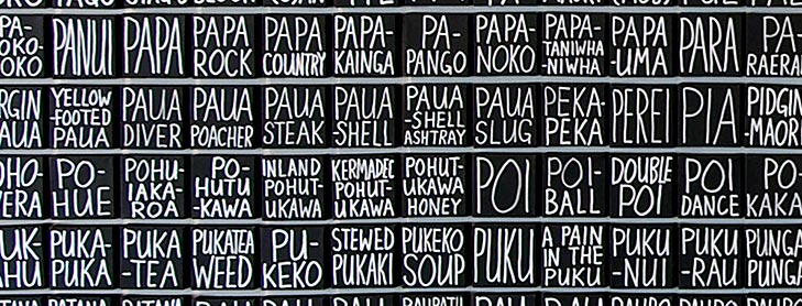 Māori words on blackboard