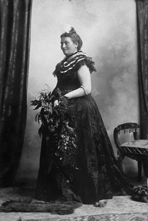 Louisa Snelson