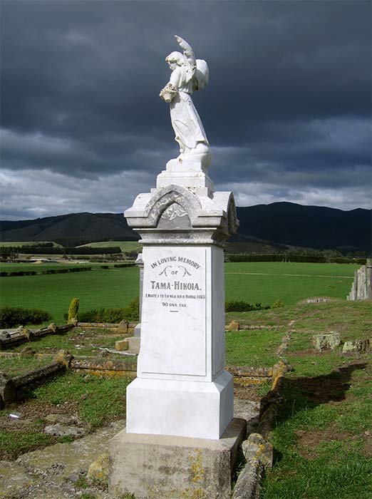 Te Hiko’s headstone