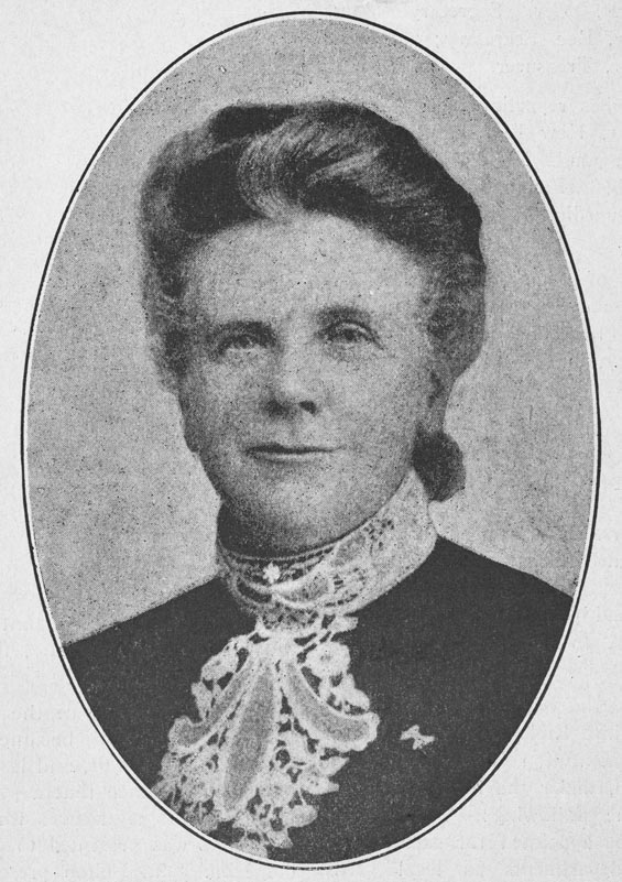 Head and shoulders photograph of Mary Sadler Powell.