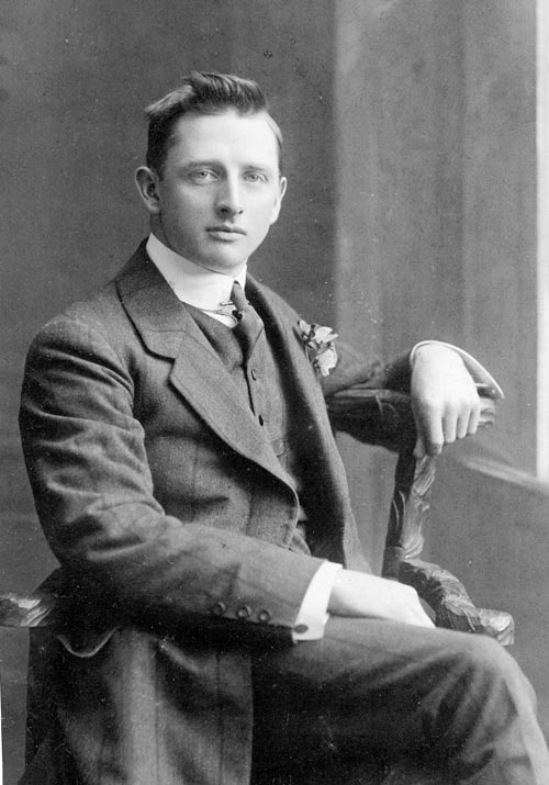 Tom Barker