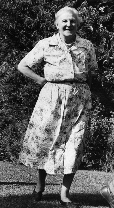 Amy Hodgson, 1950s