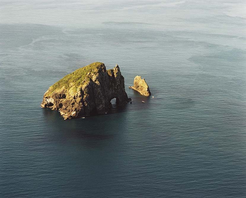 Motu Kōkako (Hole in the Rock)