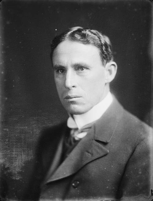 Malcolm Ross, 1910
