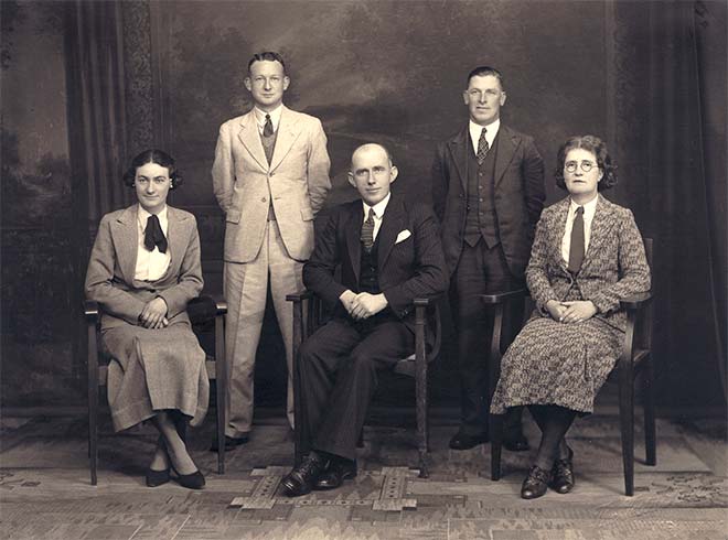 Flora Park Cave Spurdle (right) with staff of the Dominion, 1930s