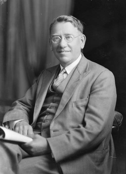 Harry Hugo Tombs, 1934