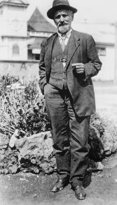 Mariano Vella, about 1915