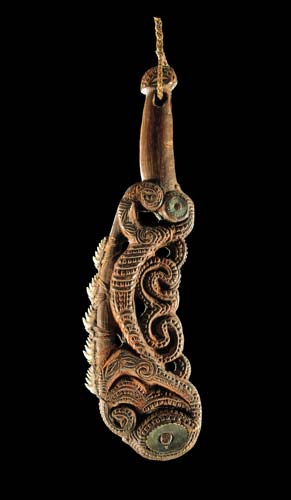 Māripi (shark-tooth knife)