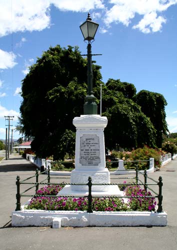 McKenzie memorial, Cheviot