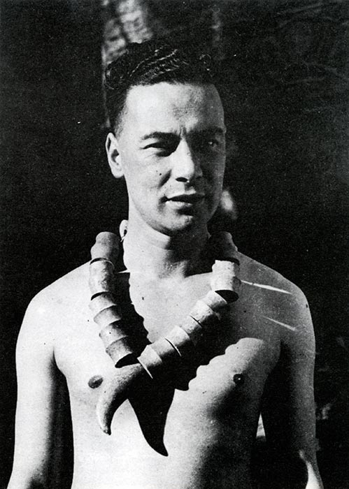 Moa-bone necklaces 