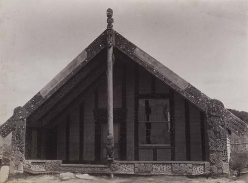 Tamatekapua whare rūnanga (meeting house)