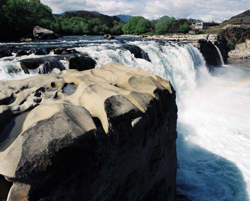 Maruia Falls 