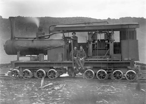 Johnston 16-wheeler 