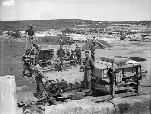 Winnowing machine