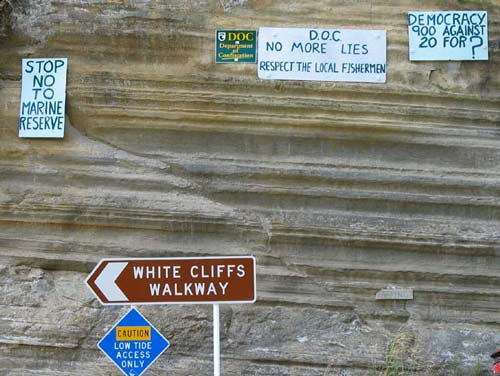 Anti-reserve signs