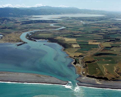 Lakes Wairarapa and Ōnoke