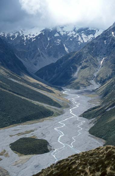 Rangitātā River