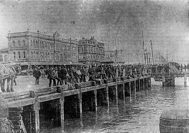 1890 maritime strike, Auckland wharves