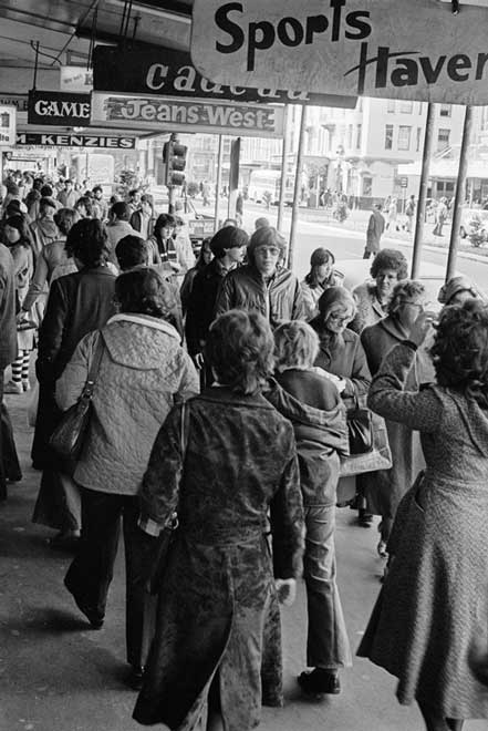 Lambton shuffle, 1977