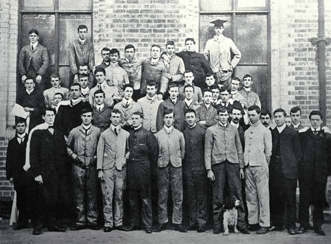 Engineering students, 1905