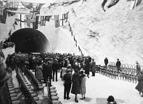 Opening the Mt Victoria tunnel