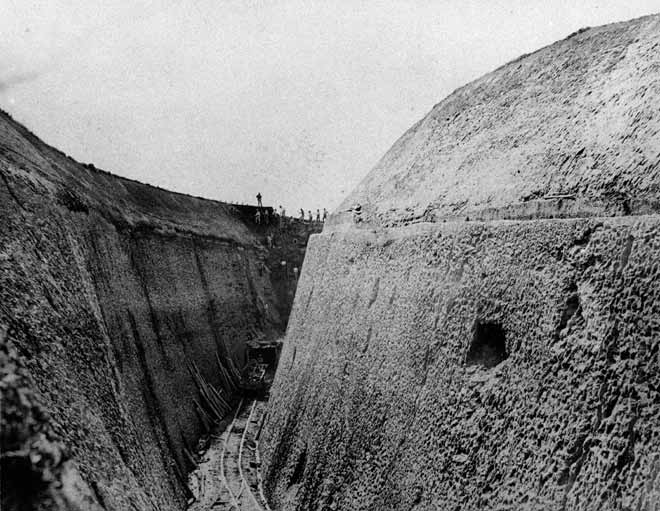 Railway cutting