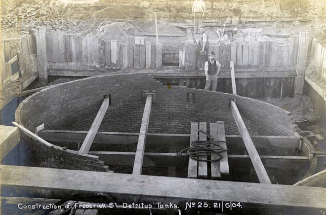 Detritus tank, 1904