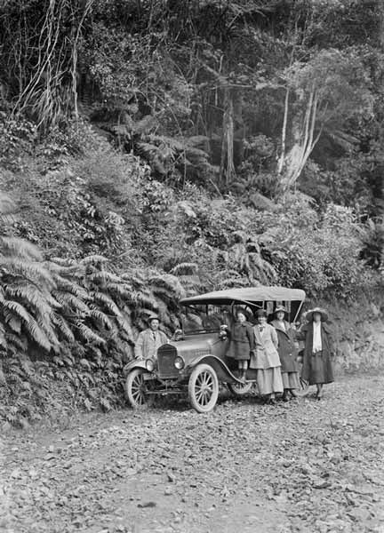 Motor car, 1918