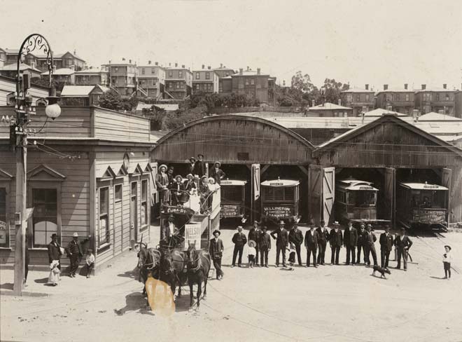 Horse-drawn tram, 1904
